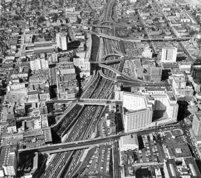 Traffic on the Harbor Freeway, I-110, July 24, 1958.